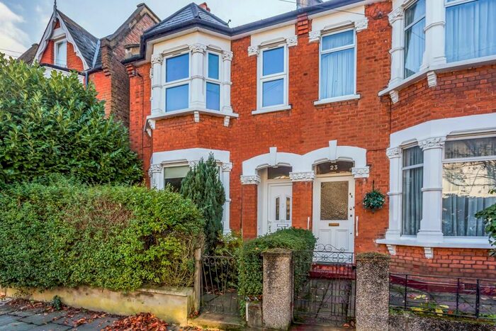 1 Bedroom Apartment To Rent In Leicester Road, N2