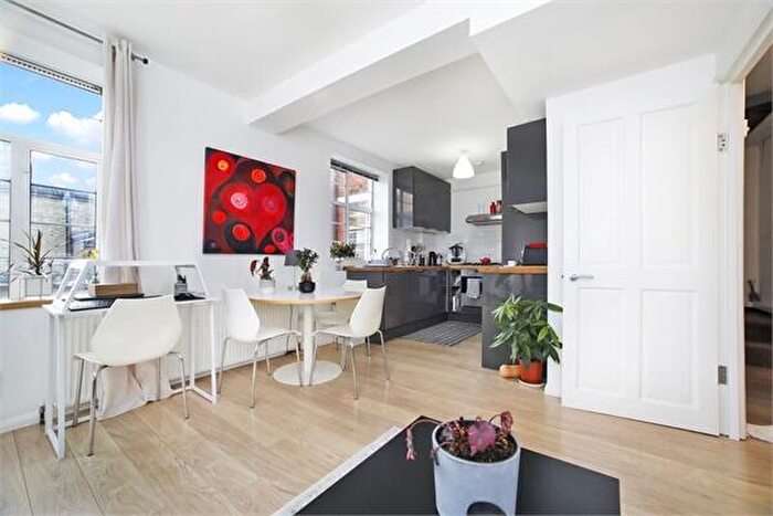 2 Bedroom Flat To Rent In Walker House, Odessa Street, Rotherhithe, SE16