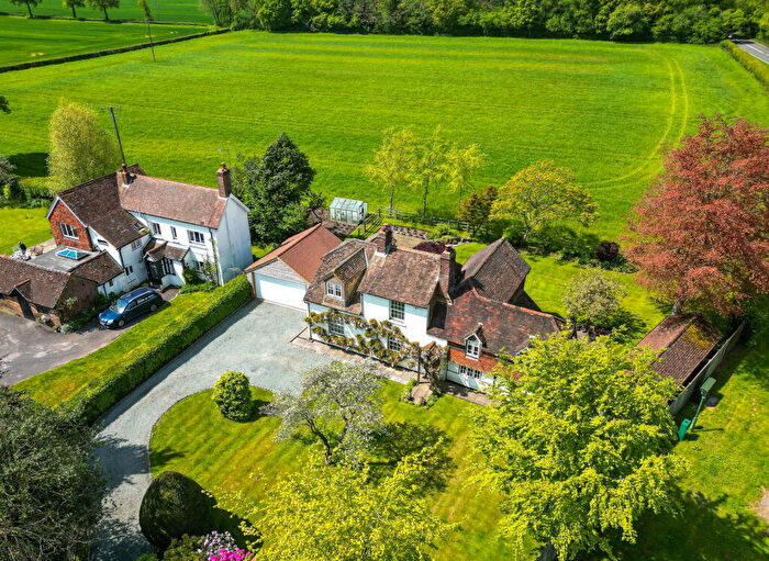 4 Bedroom Detached House For Sale In Keepers Corner, Burstow, Horley, RH6