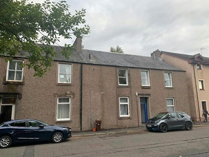 2 Bedroom Flat To Rent In Forth Street, Stirling Town, Stirling, FK8