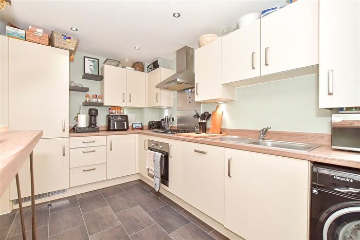 3 Bedroom Semi-Detached House For Sale In Benjamin Gray Drive, Littlehampton, West Sussex, BN17