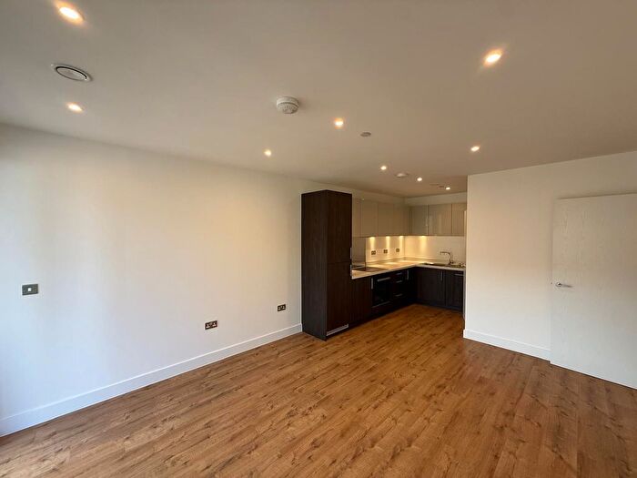 2 Bedroom Flat To Rent In Alpini Road, London, NW9