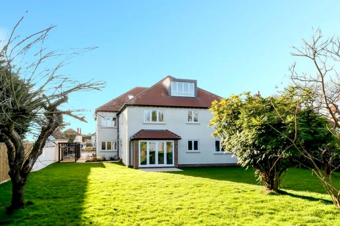 2 Bedroom Apartment To Rent In Banbury Road, Kidlington, OX5