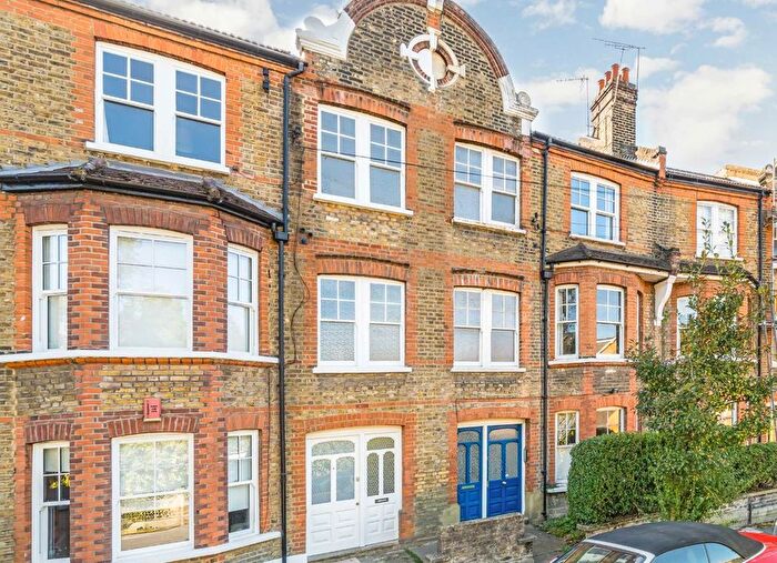 2 Bedroom Flat For Sale In Aristotle Road, Clapham, SW4