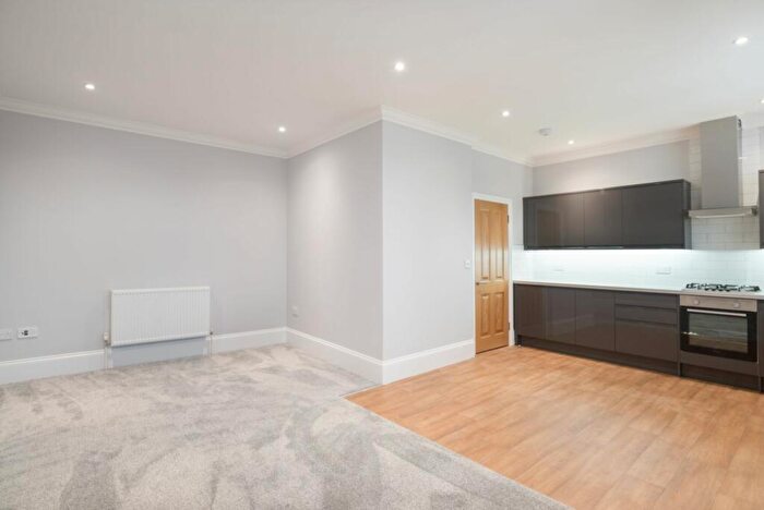 2 Bedroom Flat To Rent In Church Path, Deal, CT14