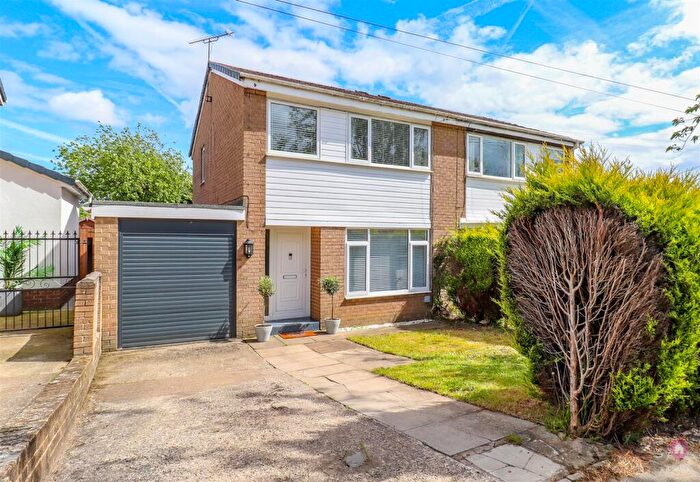 3 Bedroom Semi Detached House For Sale In Hollybank Way, Intake, Sheffield, S12