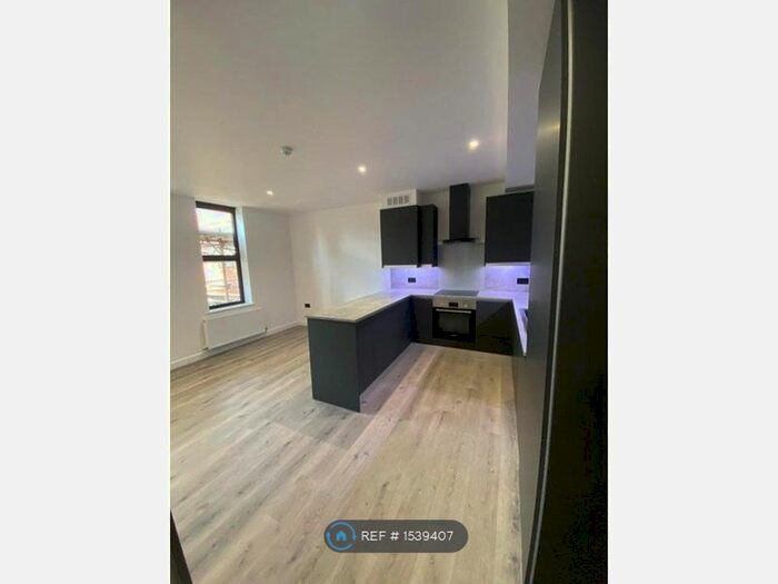 1 Bedroom Flat To Rent In North Street, Horsham, RH12