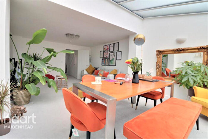 4 Bedroom Semi-Detached House To Rent In Doolittle Avenue, High Wycombe, HP11