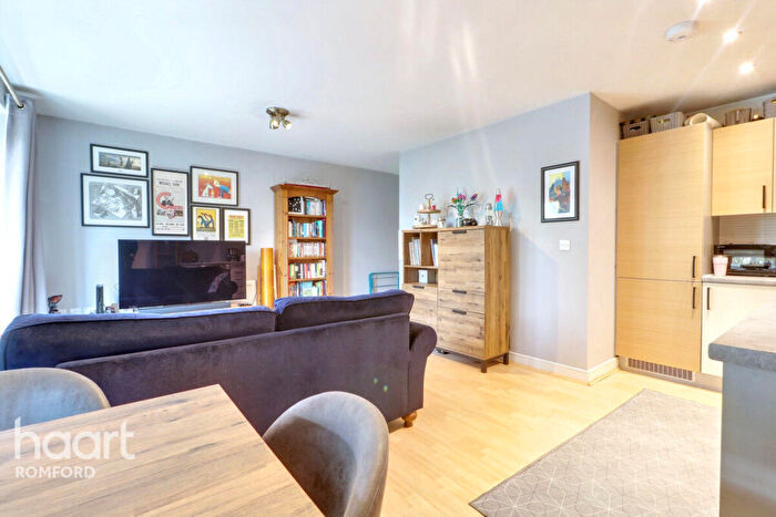 2 Bedroom Apartment For Sale In Calder Court, Romford, RM1