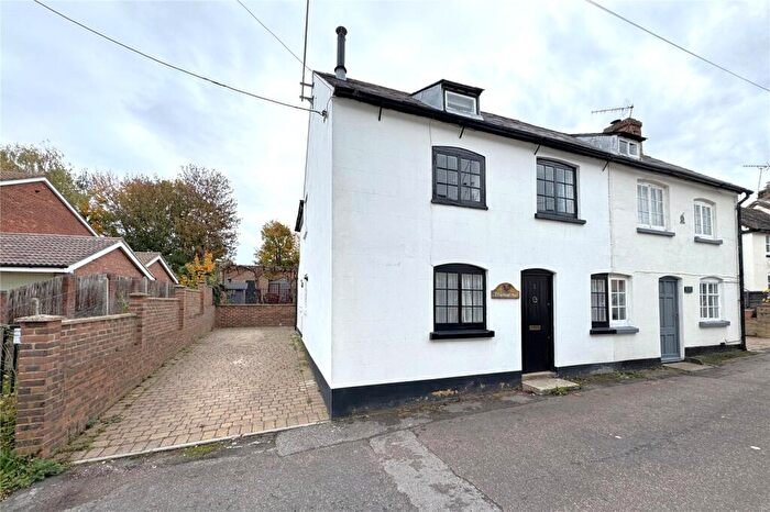 3 Bedroom Semi Detached House For Sale In West Street, Odiham, Hook, Hampshire, RG29