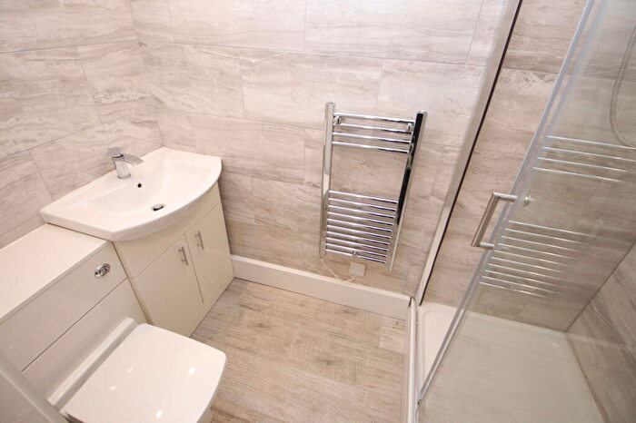1 Bedroom Apartment To Rent In Wash Lane, Bury, Greater Manchester, BL9