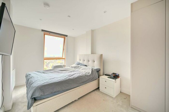 1 Bedroom Flat To Rent In Blagdon Road, New Malden, New Malden, KT3