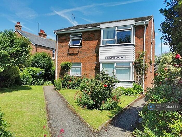 2 Bedroom Flat To Rent In Pascoe Court, Chichester, PO19