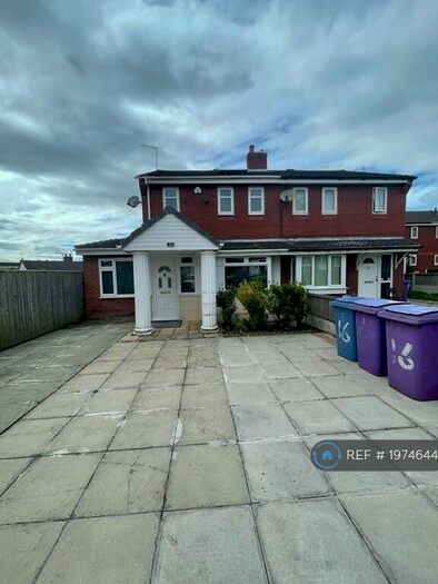 5 Bedroom Semi-Detached House To Rent In Squires Street, Liverpool, L7