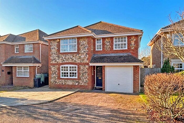 4 Bedroom Detached House For Sale In Grovers Court, Wycombe Road, Princes Risborough, HP27