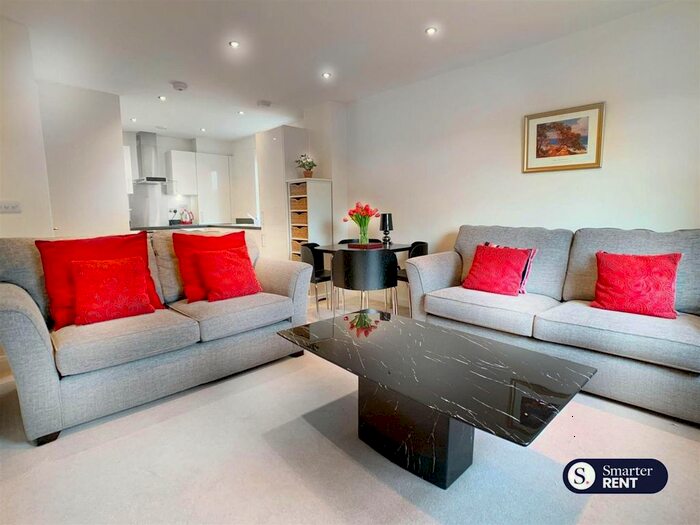 1 Bedroom Flat To Rent In Trinity Court, Hawtrey Road, Windsor, SL4