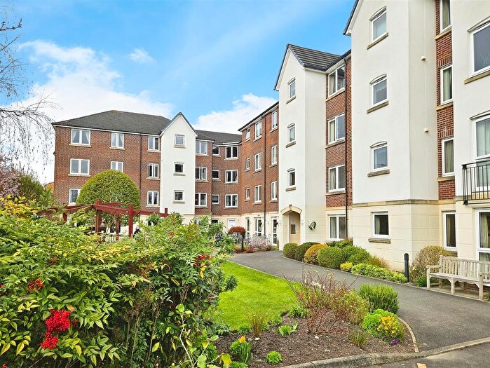 2 Bedroom Property To Rent In Windsor Way, Aldershot, GU11