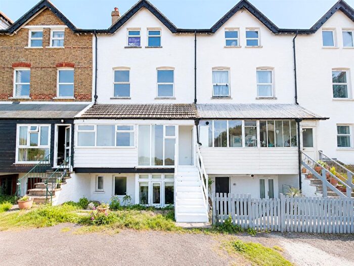 1 Bedroom Flat For Sale In Beach Rise, Westgate-On-Sea, CT8