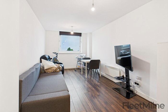 1 Bedroom Apartment To Rent In The Landmark, Waterfront, West Brierley Hill, West Midlands, DY5