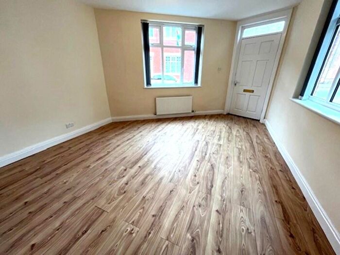 3 Bedroom End Of Terrace House To Rent In Clifton Street, Preston, PR1