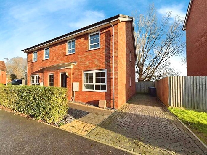 3 Bedroom Semi Detached House For Sale In Walton Hall Drive, Felixstowe, Suffolk, IP11