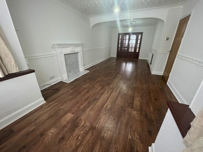 4 Bedroom Terraced House To Rent In Rosemary Avenue, London, N9