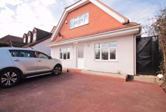 5 Bedroom Detached House To Rent In Parkwood, Doddinghurst Road, Brentwood, Essex, CM15