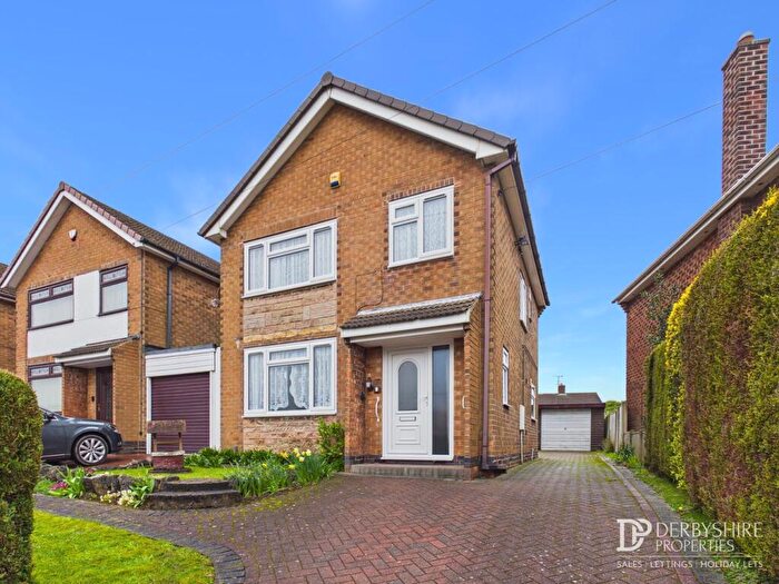 3 Bedroom Detached House For Sale In Coronation Drive, South Normanton, DE55