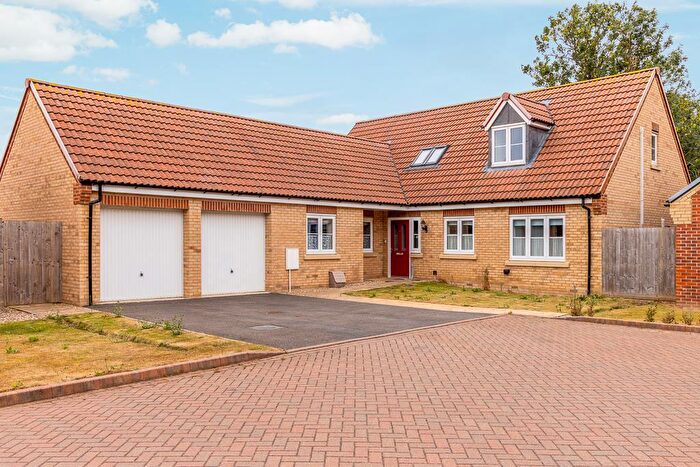 4 Bedroom Detached Bungalow For Sale In Atherton Gardens, Pinchbeck, Spalding, PE11