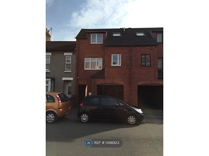 1 Bedroom Terraced House To Rent In Winstanley Road, Wellingborough, NN8