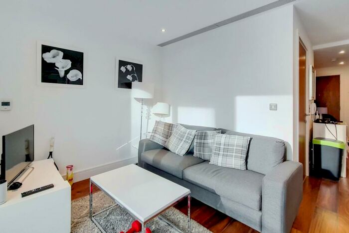 Studio To Rent In Duckman Tower, Canary Wharf, London, E14