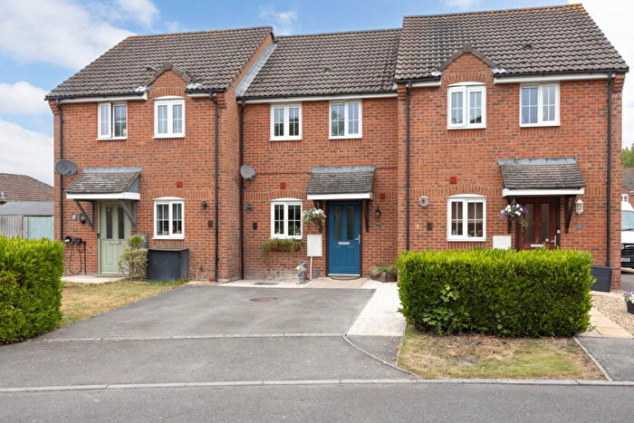 3 Bedroom Terraced House For Sale In Ridgeway Close, Market Lavington, Wiltshire, SN10