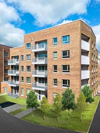 2 Bedroom Flat To Rent In Mansfield Apartments, Frogley Park, Barking, IG11