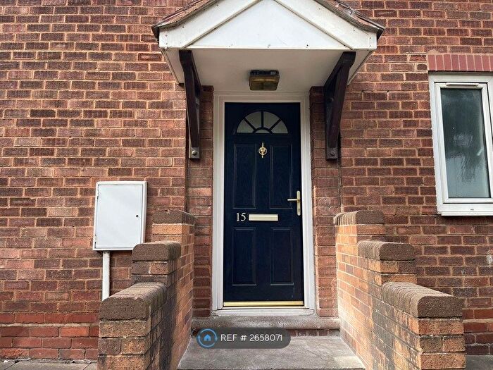 3 Bedroom Maisonette To Rent In Rawlins Street, Birmingham, B16