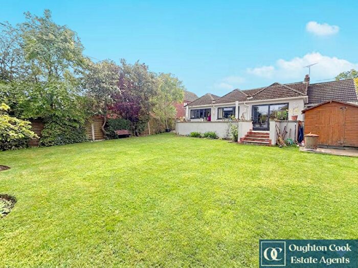 3 Bedroom Bungalow For Sale In Chapel Lane, Barnacle, CV7