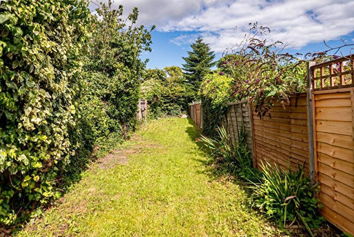 2 Bedroom End Of Terrace House To Rent In Poppy Road, Princes Risborough, Bucks, HP27