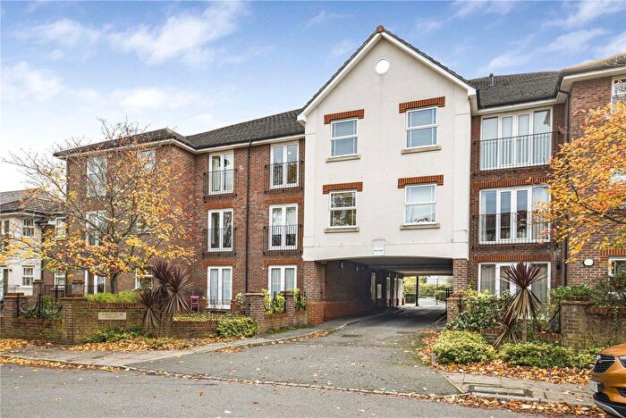 2 Bedroom Flat For Sale In Spencer Road, Bromley, BR1