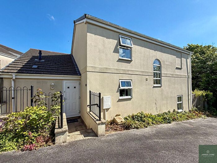 4 Bedroom Detached House For Sale In Newbridge View, Truro, TR1