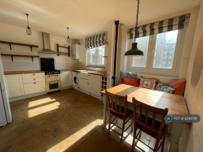 1 Bedroom Flat To Rent In Banister House, London, E9