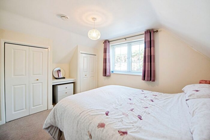 2 Bedroom Bungalow For Sale In Lonsdale Gardens, Providence Hill, Bursledon, Southampton, SO31