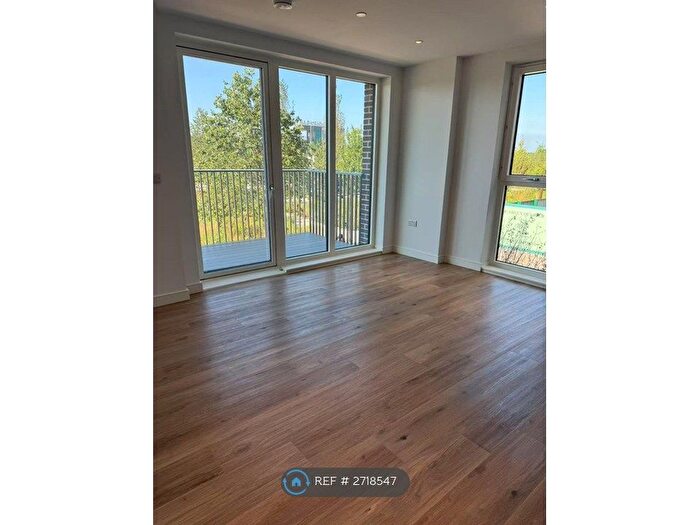 2 Bedroom Flat To Rent In Berkeley The Green Quarters, London, UB1