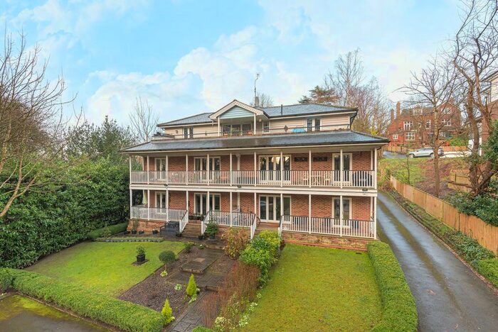 2 Bedroom Flat To Rent In Sandhurst Road, Great Oak Sandhurst Road, TN2