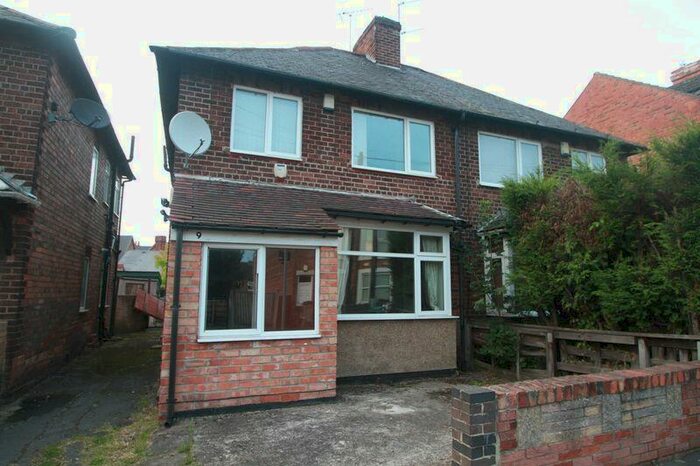 3 Bedroom Semi-Detached House To Rent In Marlborough Street, Nottingham, NG7