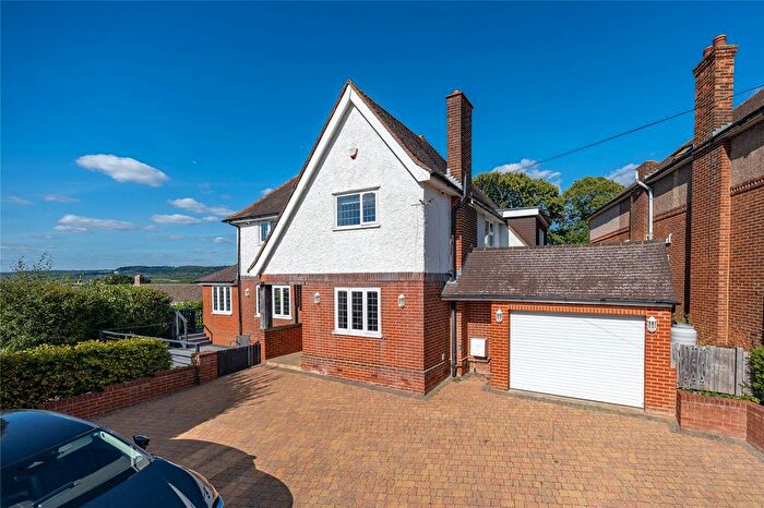 4 Bedroom Detached House For Sale In North Way, Penenden Heath, Maidstone, ME14