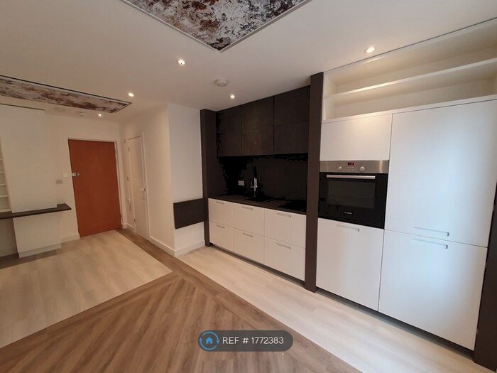 Studio To Rent In Reeves Way, South Woodham Ferrers, Chelmsford, CM3