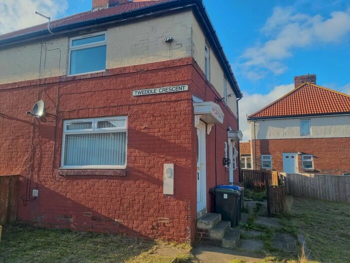 3 Bedroom End Of Terrace House To Rent In Tweddle Crescent, Blackhall TS27
