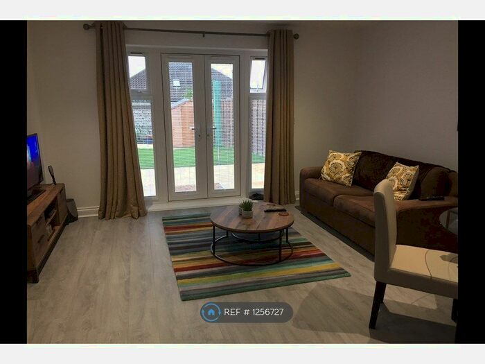 2 Bedroom Terraced House To Rent In Longshore Drive, Shoreham-By-Sea BN43