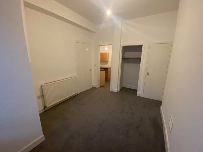 1 Bedroom Apartment To Rent In Wardlaw Street, Edinburgh, EH11