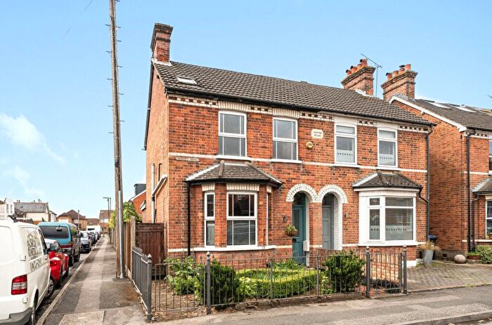 3 Bedroom Semi Detached House For Sale In Chertsey, Surrey, KT16