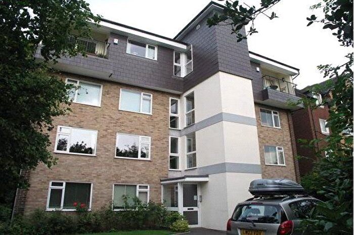 2 Bedroom Flat To Rent In Wickham Road, Beckenham, BR3